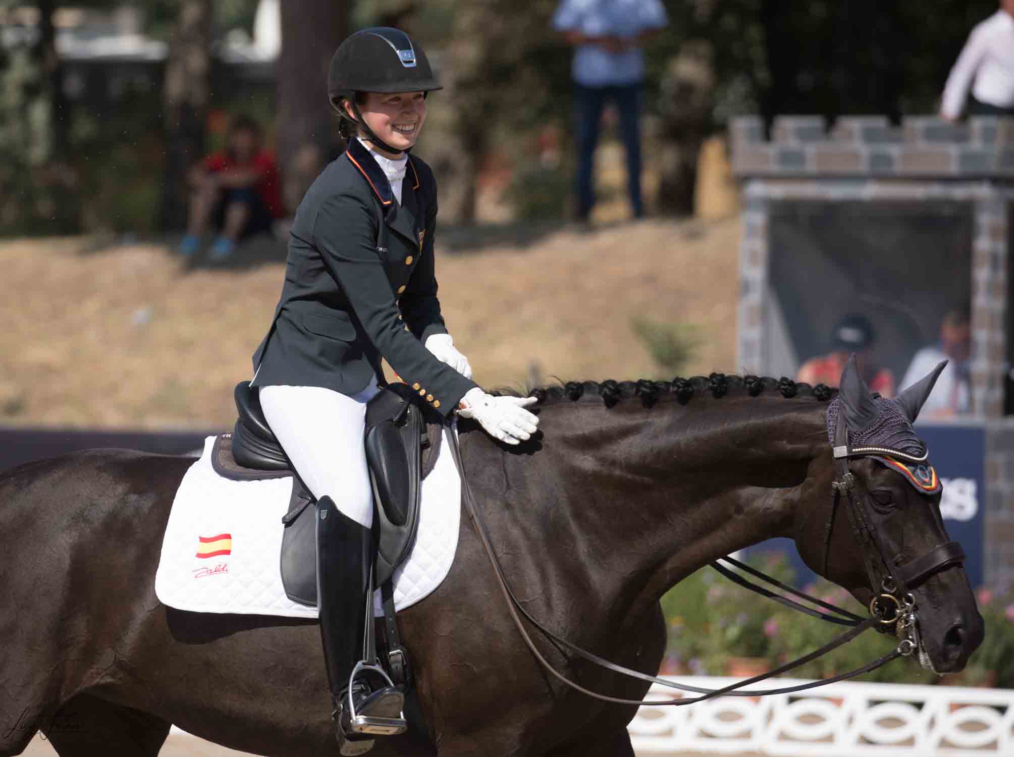 Júlia Álvarez y Dark Rose De Fangar, nuevo binomio en pistas para U25 en 2022