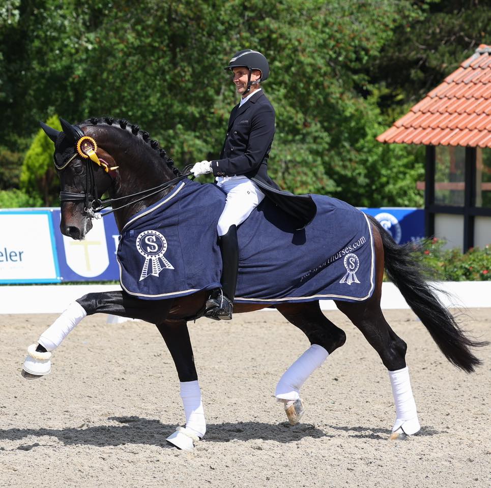 Doblete de Andreas Helgstrand con Jovian en el CDI3* de Hagen