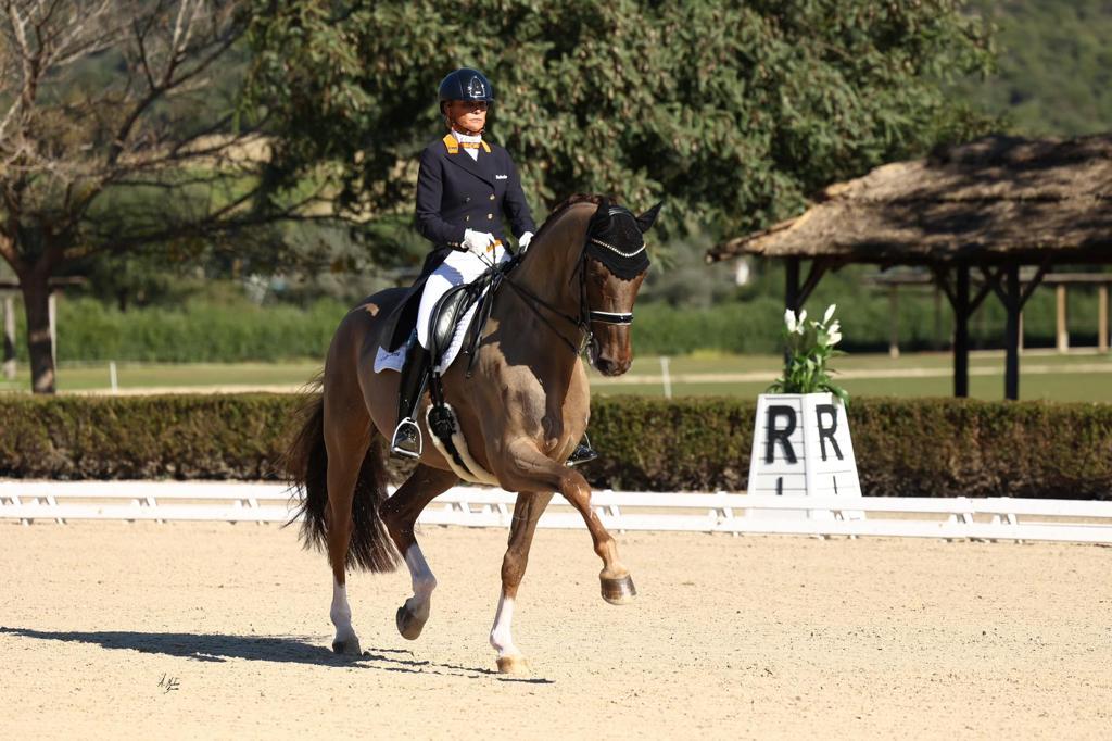 Leida Collins-Strijk, intocable en el CDN2* de los Albardones